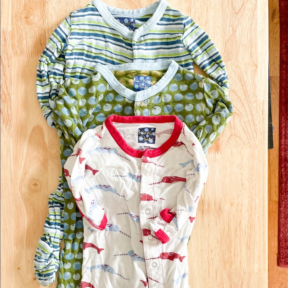 Stripes: newborn.  Tomatoes: 0-3.  Narwhals: 0-3